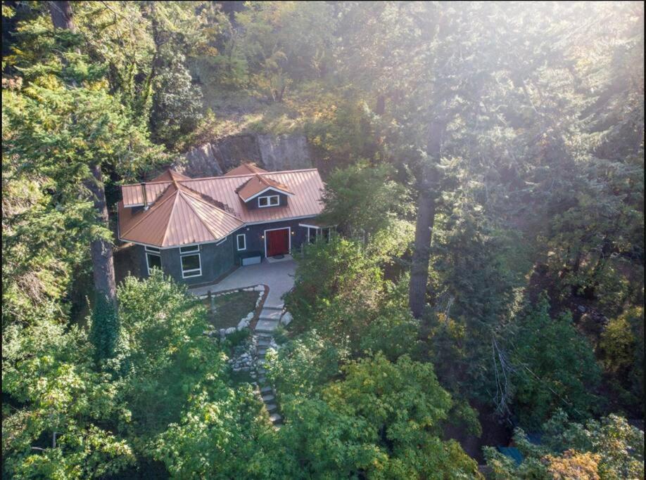 애쉬랜드 European Style Straw Bale Retreat 빌라 외부 사진